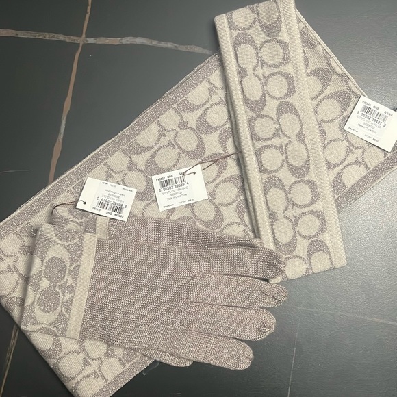 Coach grey & silver headband glove scarf set - Picture 1 of 1